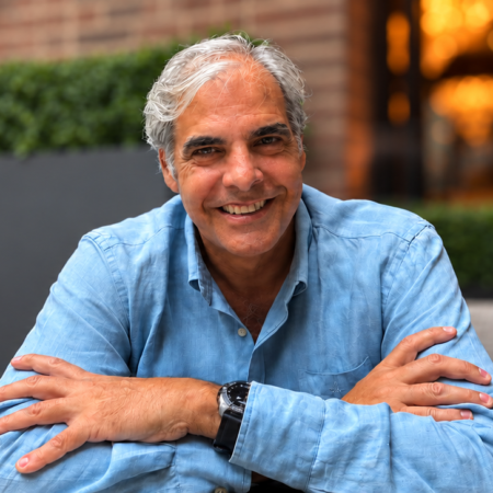 J. M. Bambach: «no somos solo lo que vivimos»